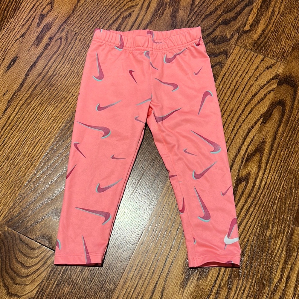 Gently worn Nike leggings size 2T